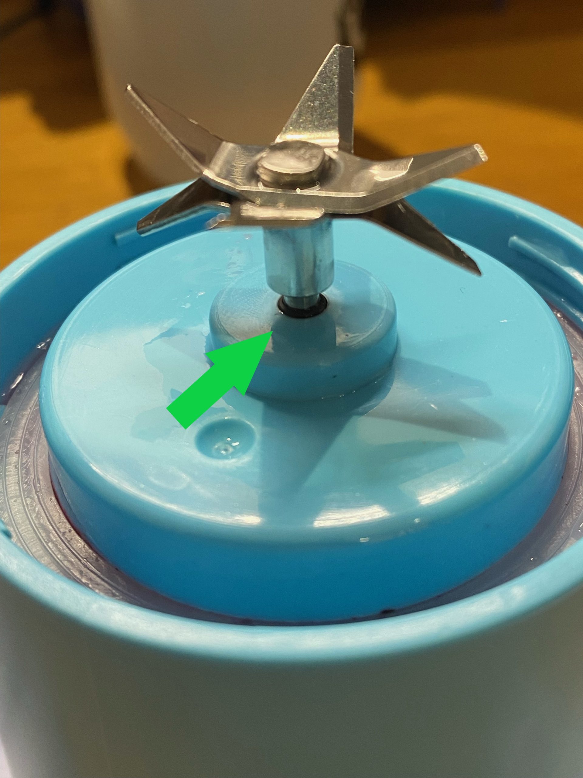 ALDI Ambiano Portable Blender Leaking UKTechHub